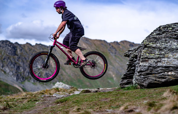 No-Nonsense Carbon Handlebars