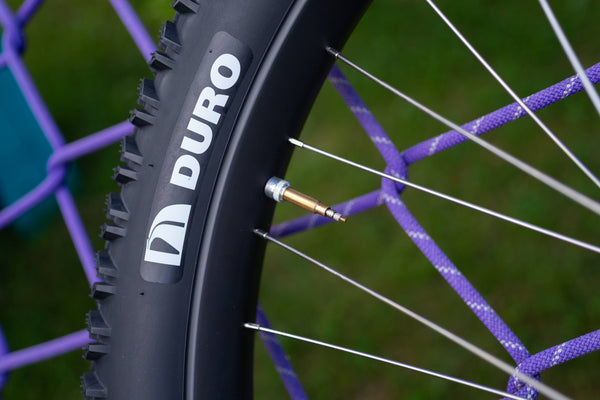 No-Nonsense Carbon Fatbike Wheels