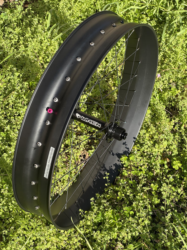 No-Nonsense Carbon Wheel