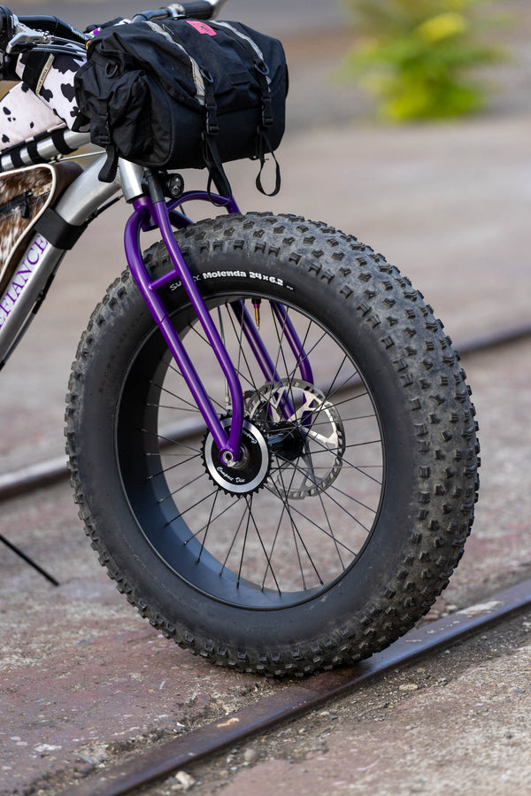 No-Nonsense Carbon Fatbike Wheels